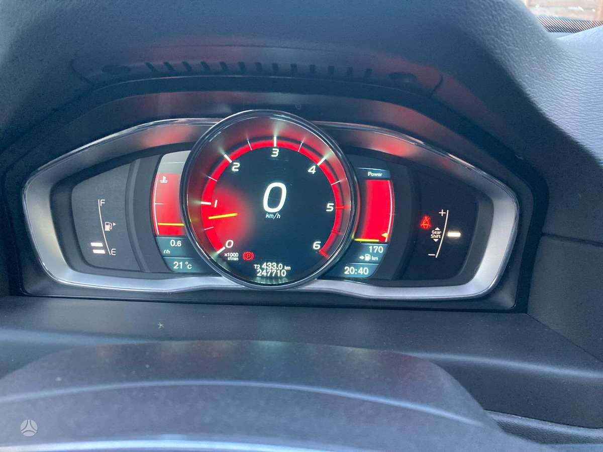 Volvo V70, 2.0 l., Универсал