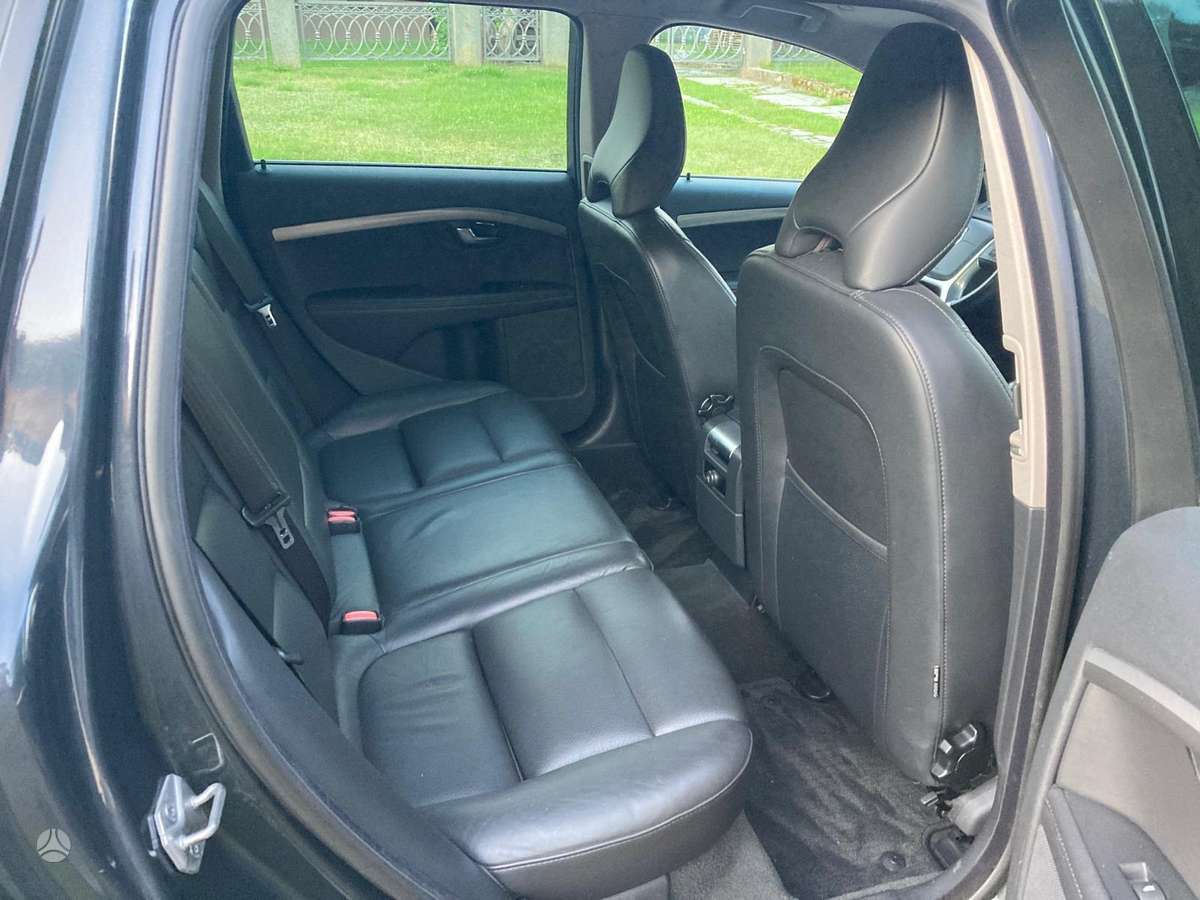 Volvo V70, 2.0 l., Универсал