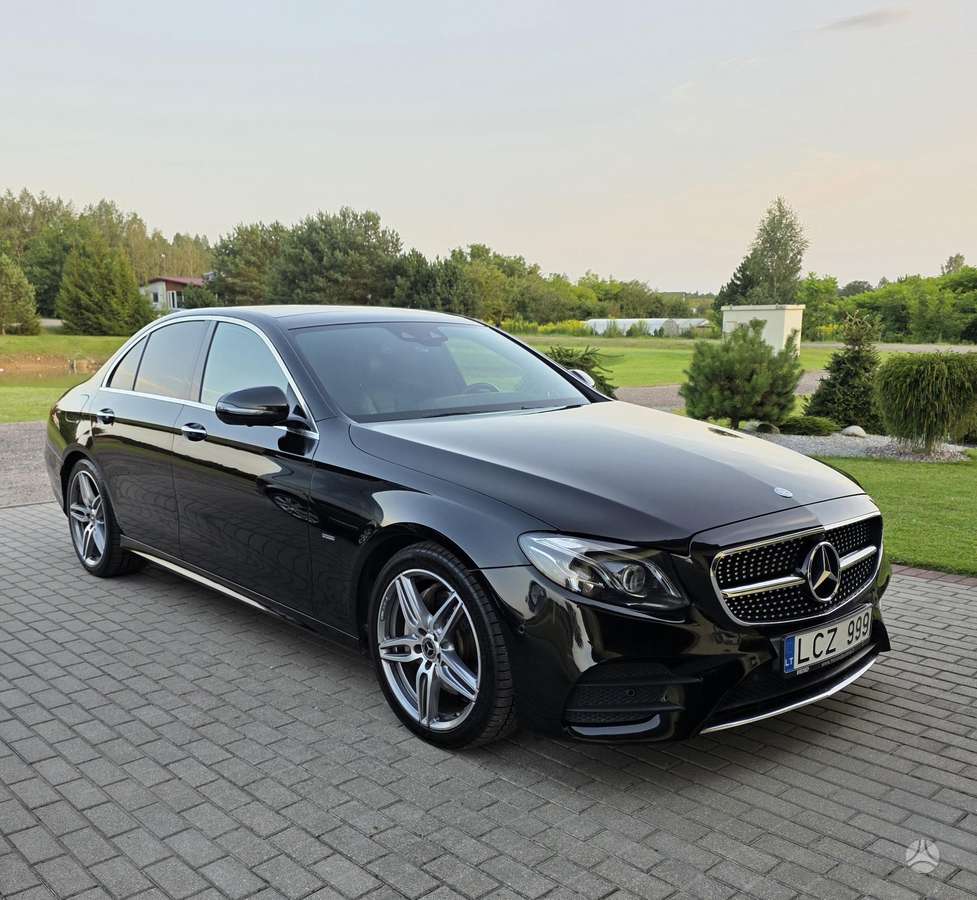 Mercedes-Benz E220, 2.0 l., Седан