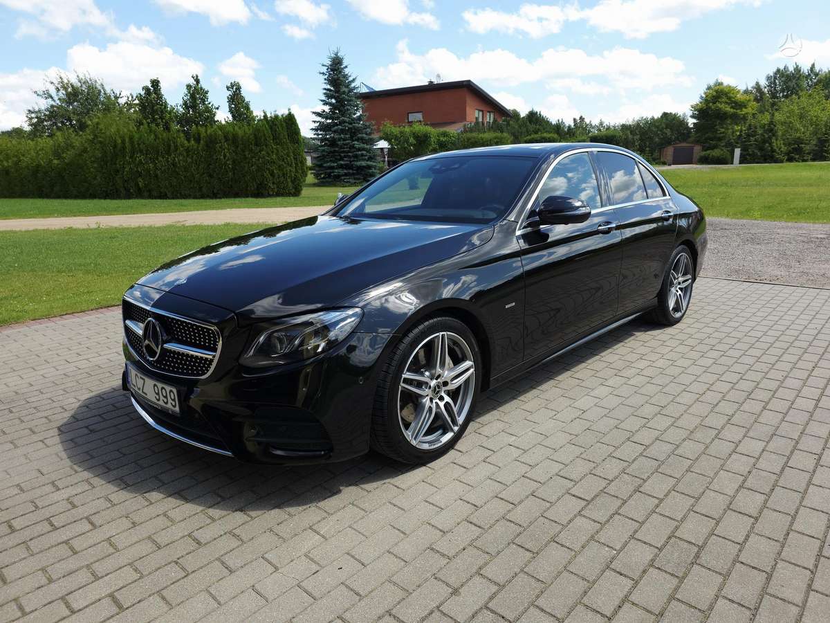 Mercedes-Benz E220, 2.0 l., Седан