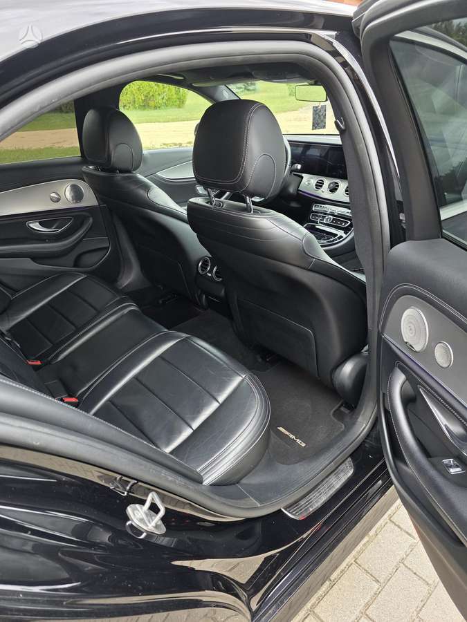 Mercedes-Benz E220, 2.0 l., Седан