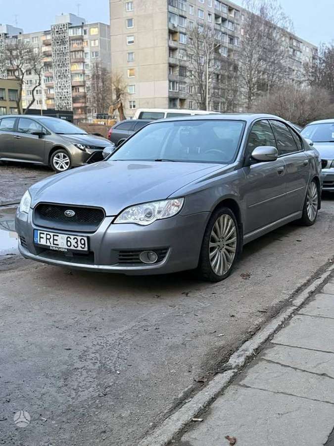 Subaru Legacy - 2