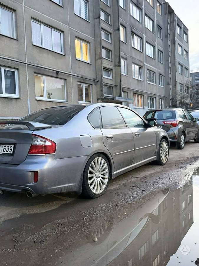 Subaru Legacy - 4