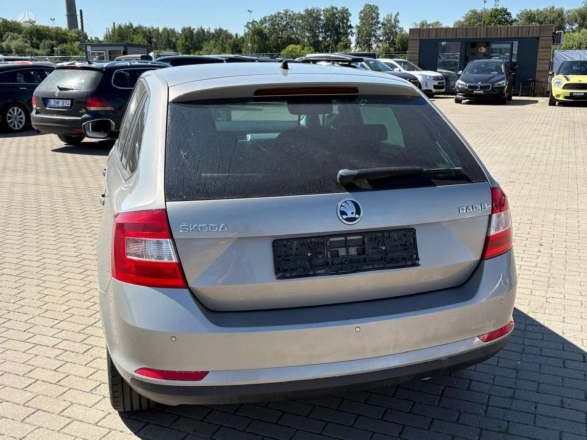 Skoda Rapid, 1.2 l., Хэтчбек