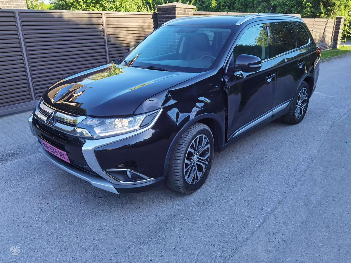 Mitsubishi Outlander, off-road / crossover