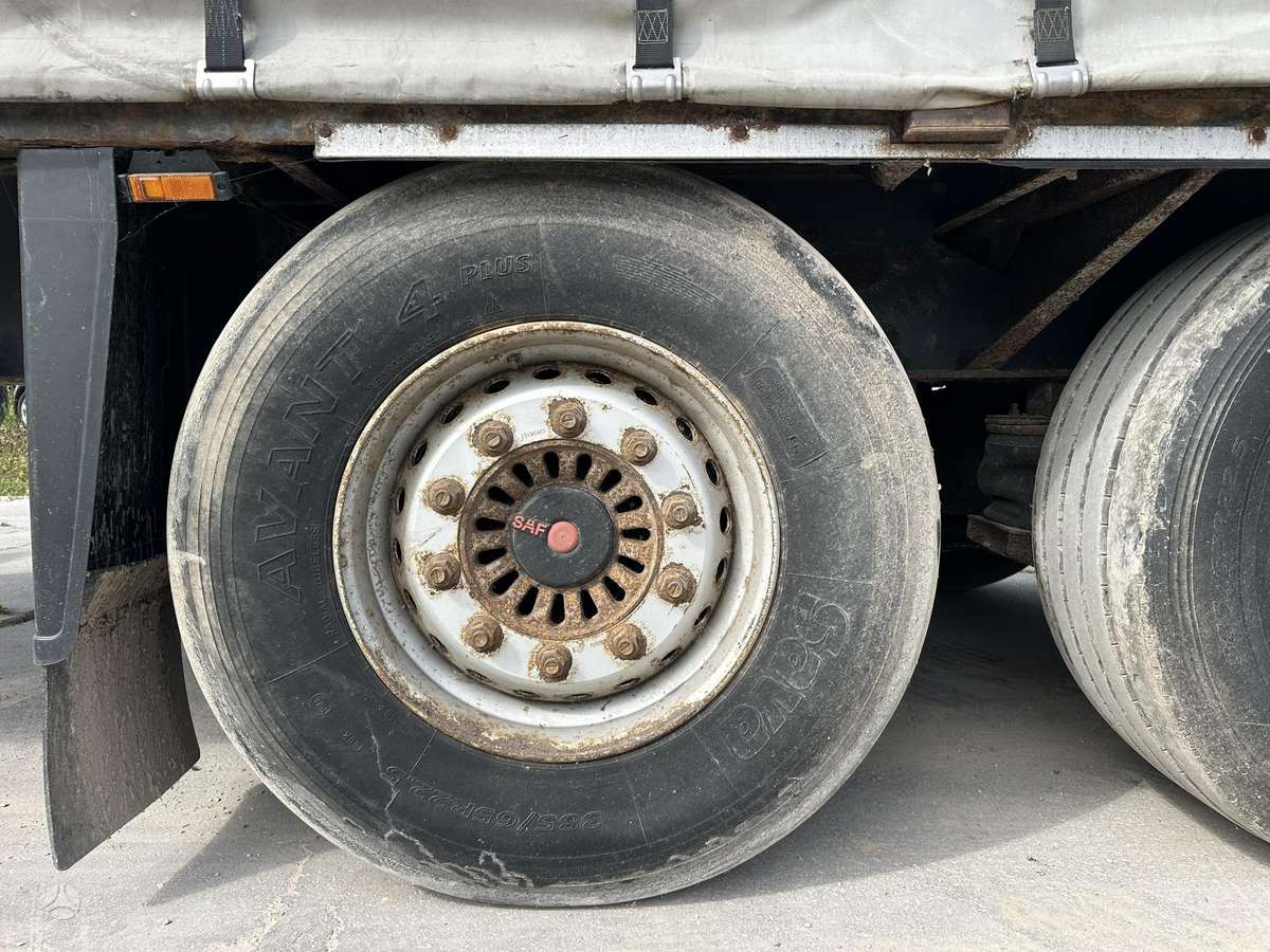 Krone, užuolaidinės / tentinės