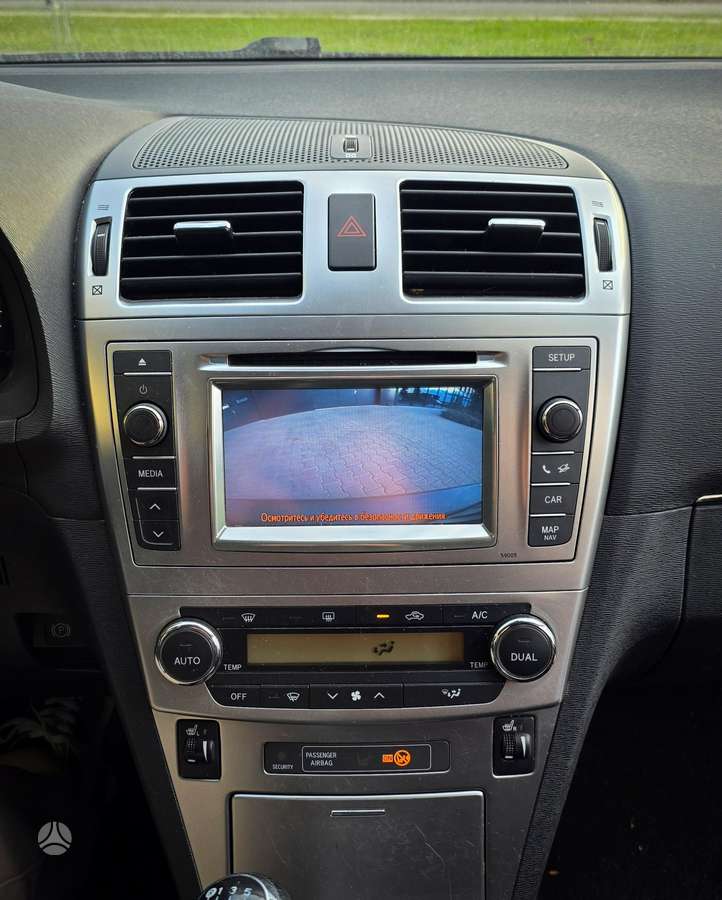 Toyota Avensis - 7