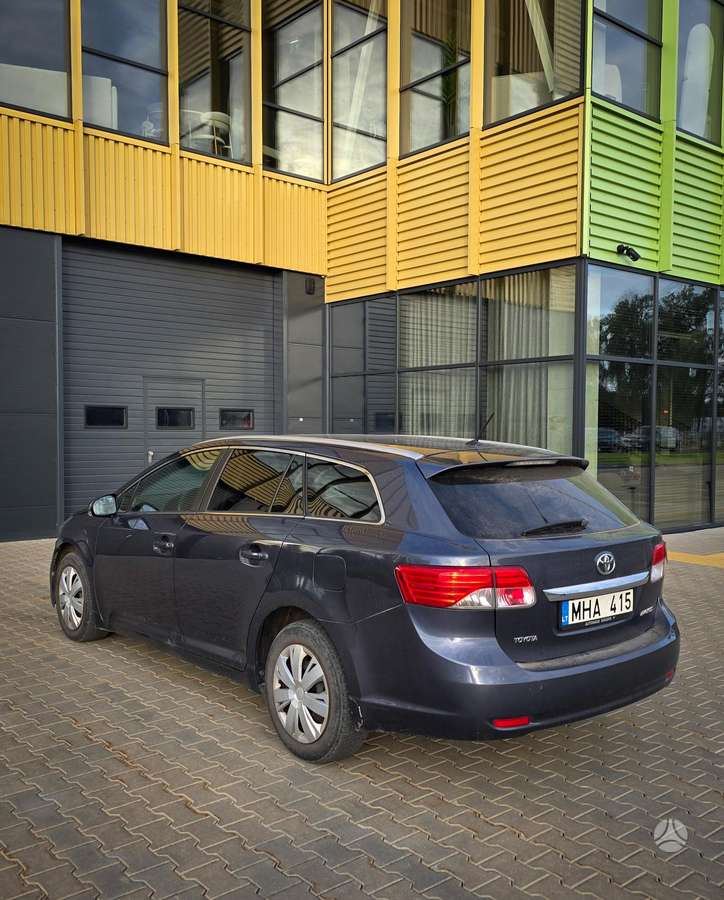 Toyota Avensis - 3