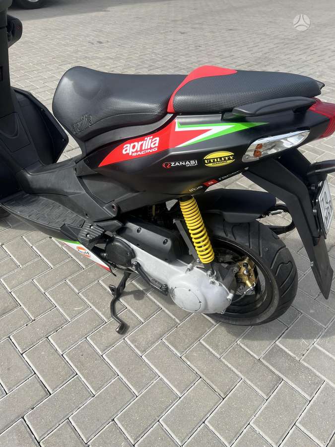 Aprilia SR, мотороллеры / мопеды