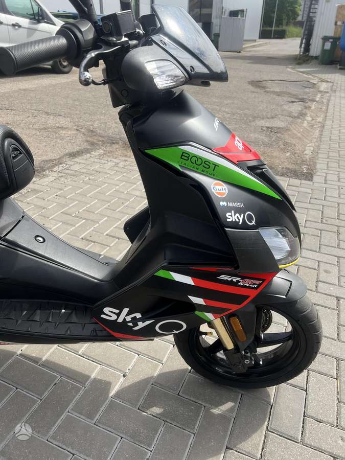 Aprilia SR, мотороллеры / мопеды