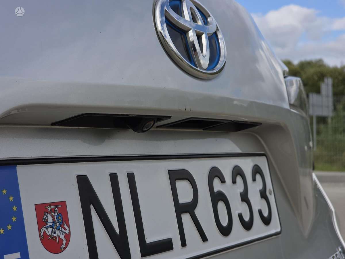 Toyota Corolla - 8