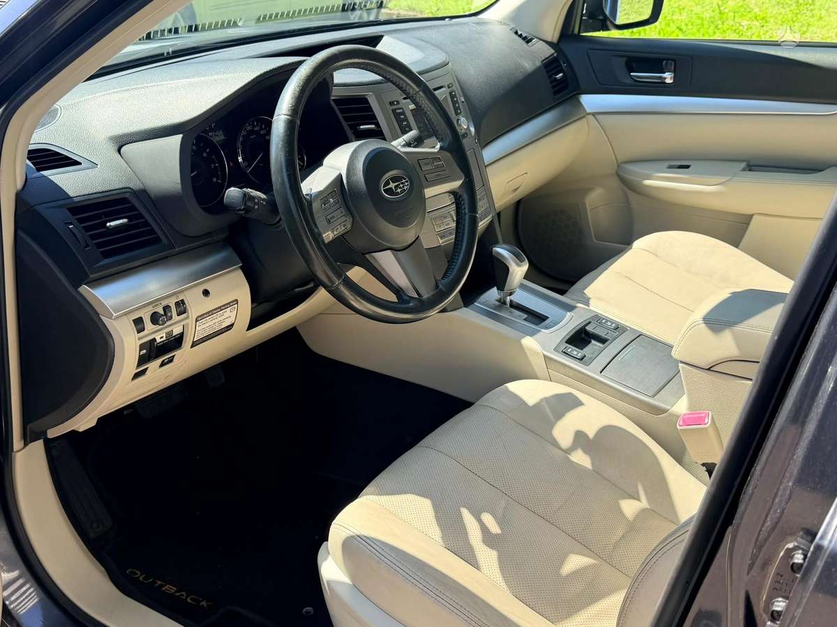 Subaru Outback, 2.5 l., universalas