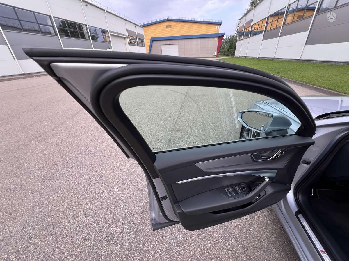 Audi A6, 2.0 l., Универсал
