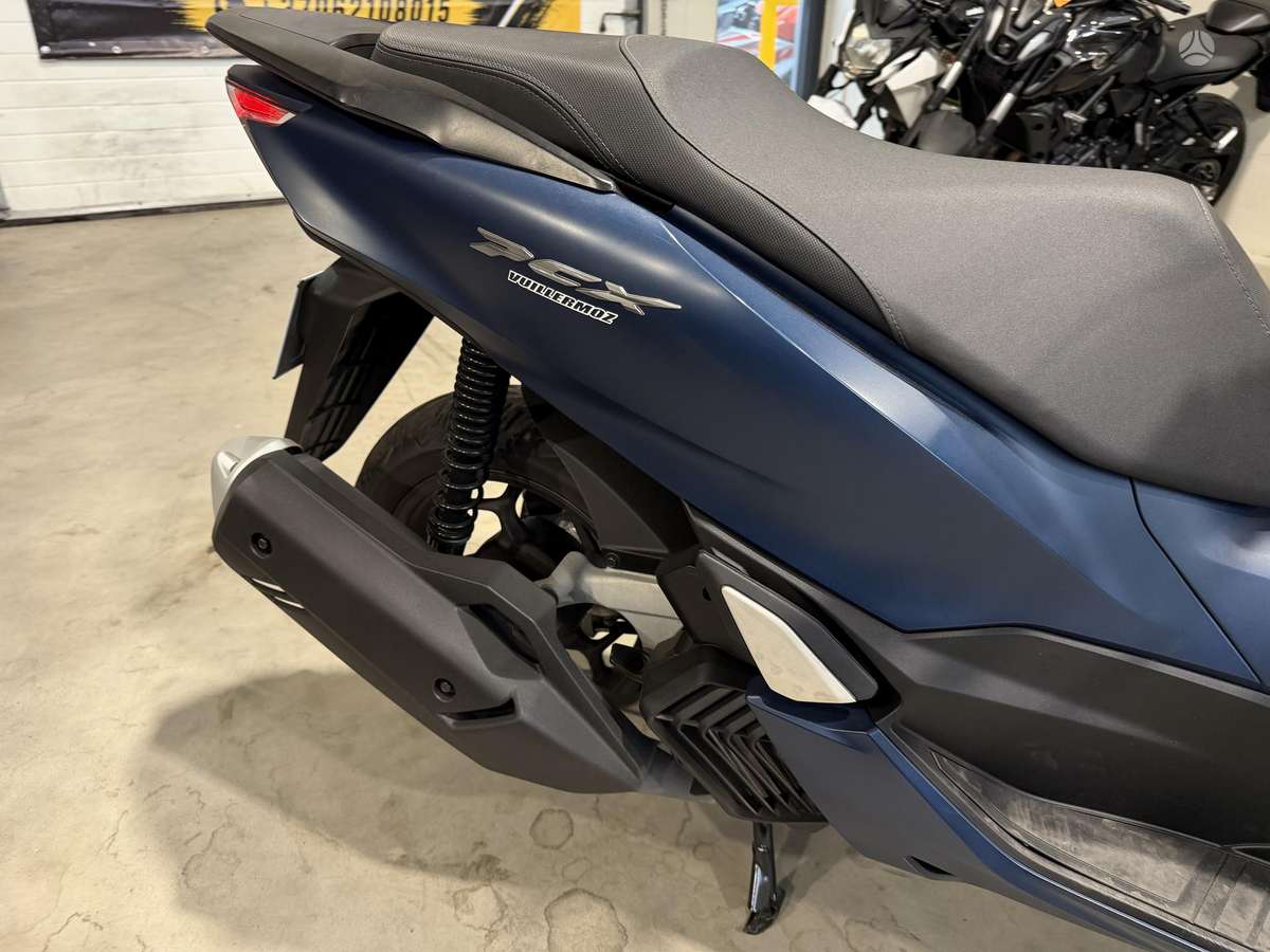 Honda PCX 125cc, мотороллеры / мопеды