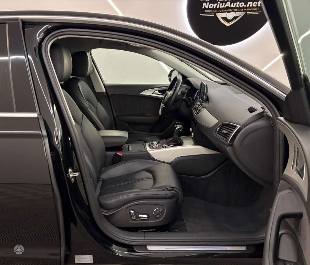 Audi A6, 2.0 l., Седан