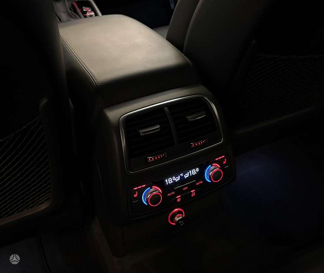 Audi A6, 2.0 l., Седан
