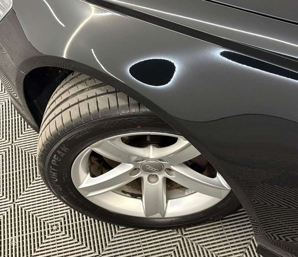 Audi A6, 2.0 l., Седан