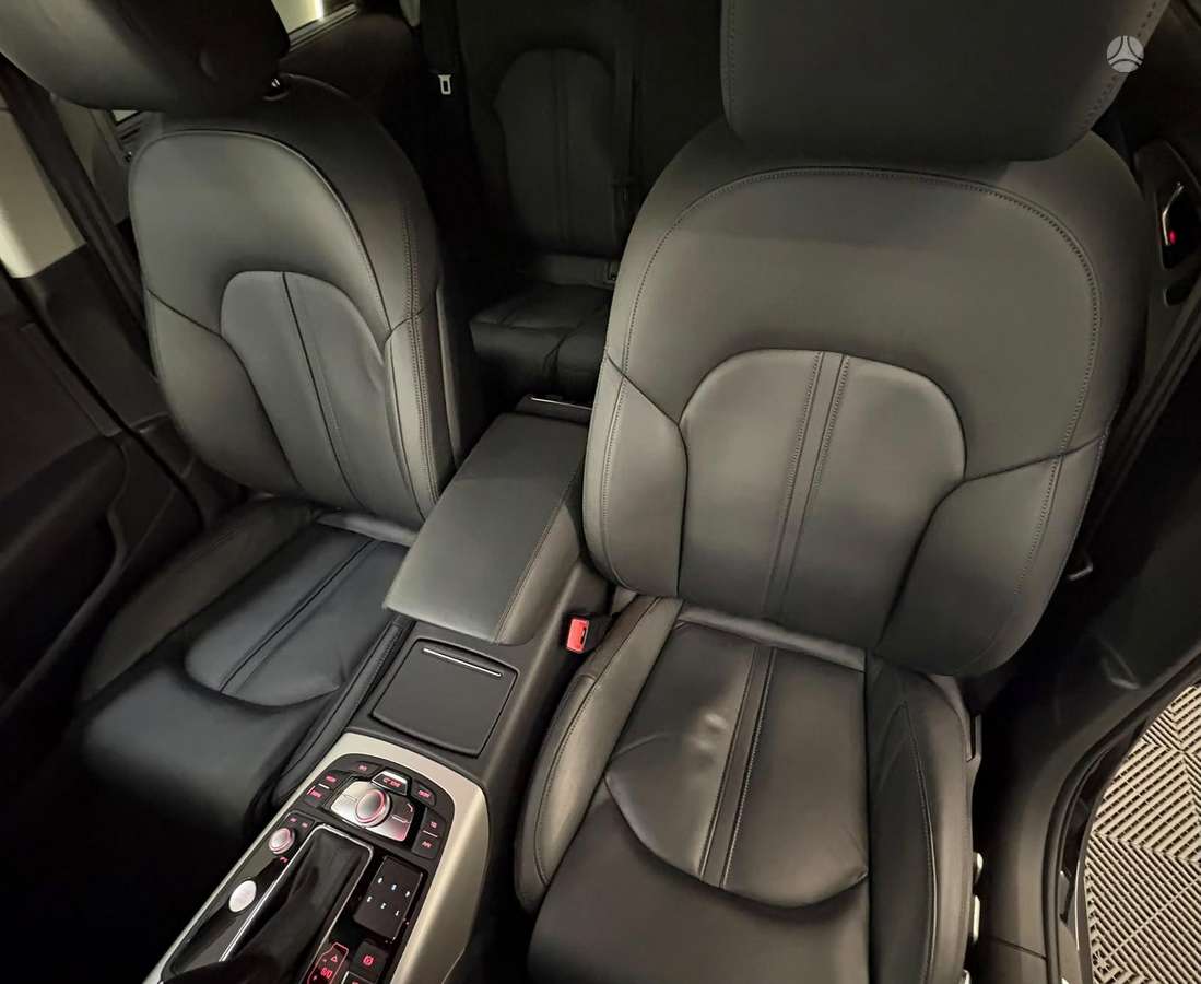Audi A6, 2.0 l., Седан