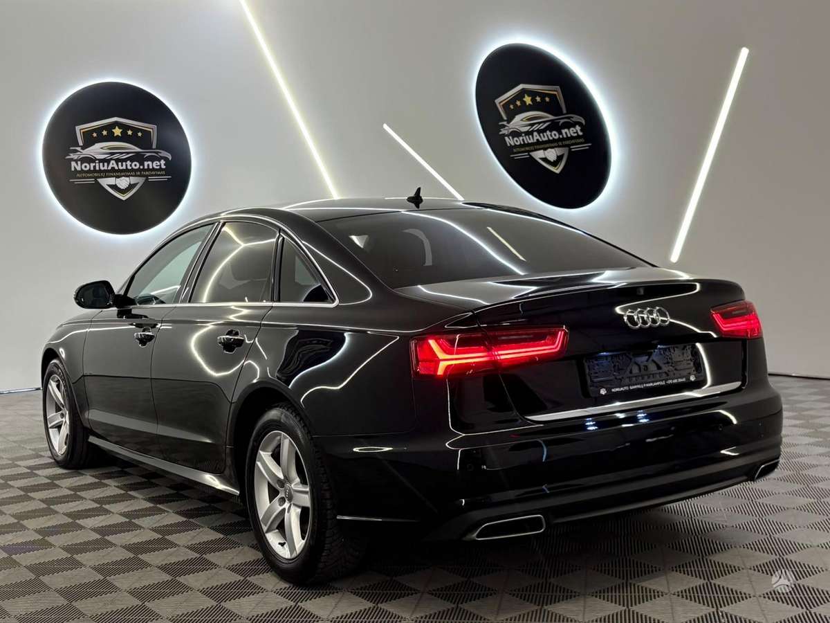 Audi A6, 2.0 l., Седан