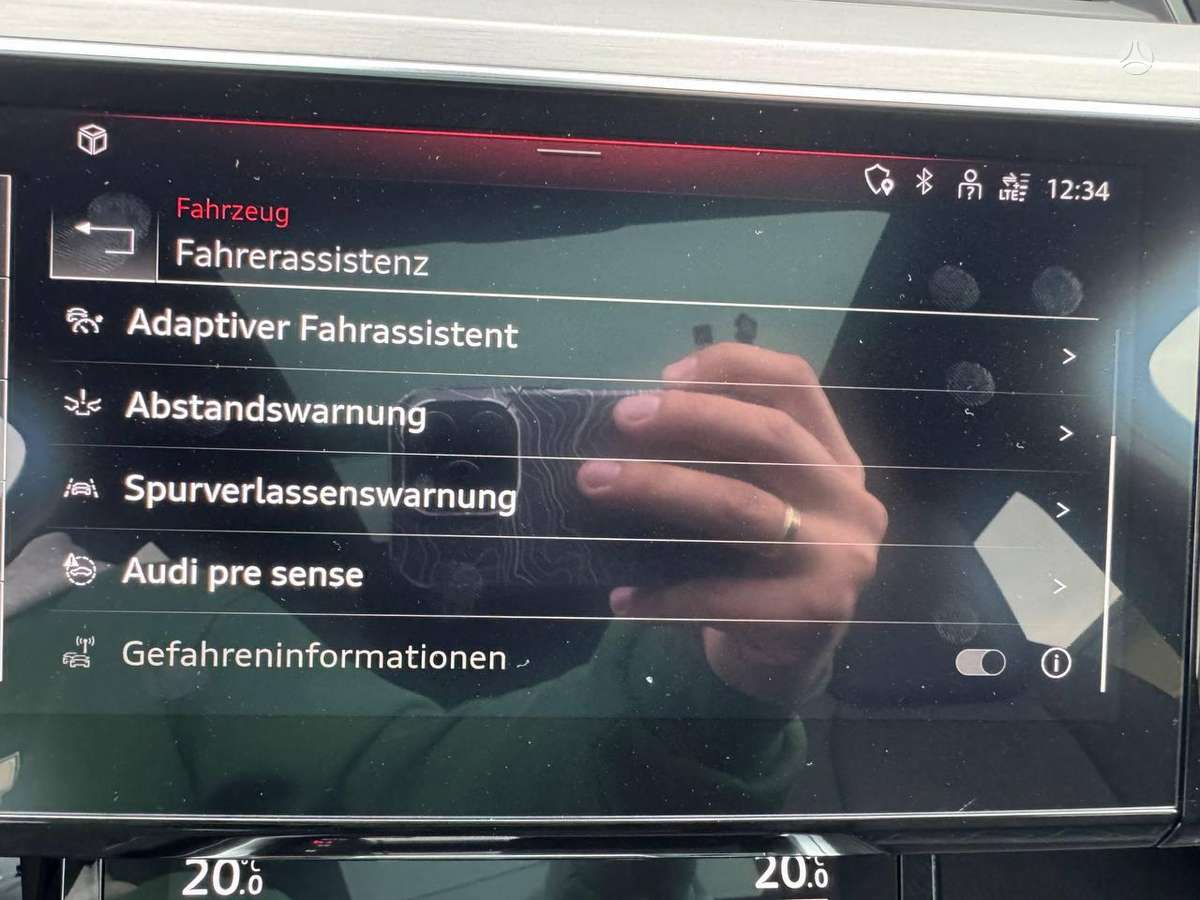Audi e-tron S, Внедорожник / Кроссовер