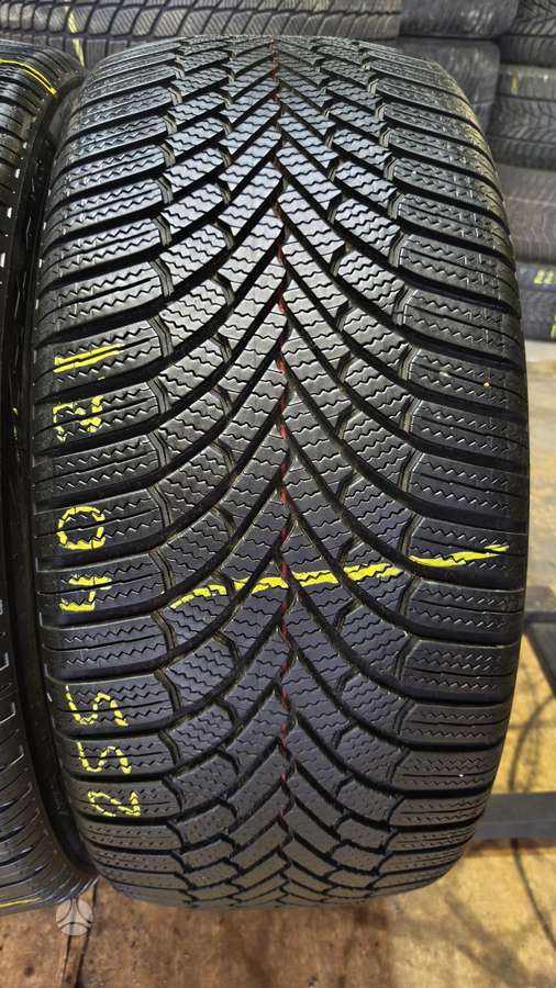 Bridgestone Blizzak enliten, winter 255/40 R21