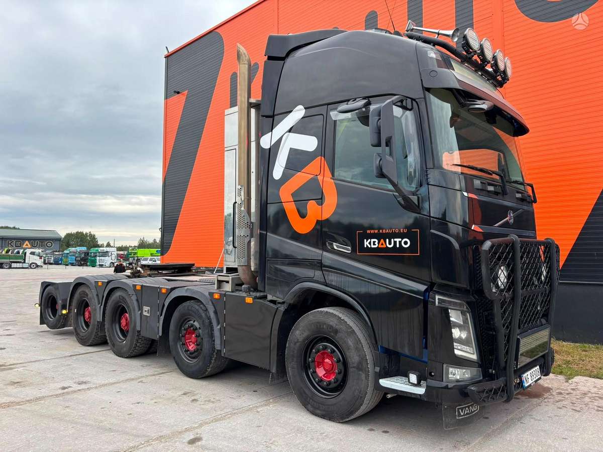 Volvo FH 16 750 10x4, single sleeper