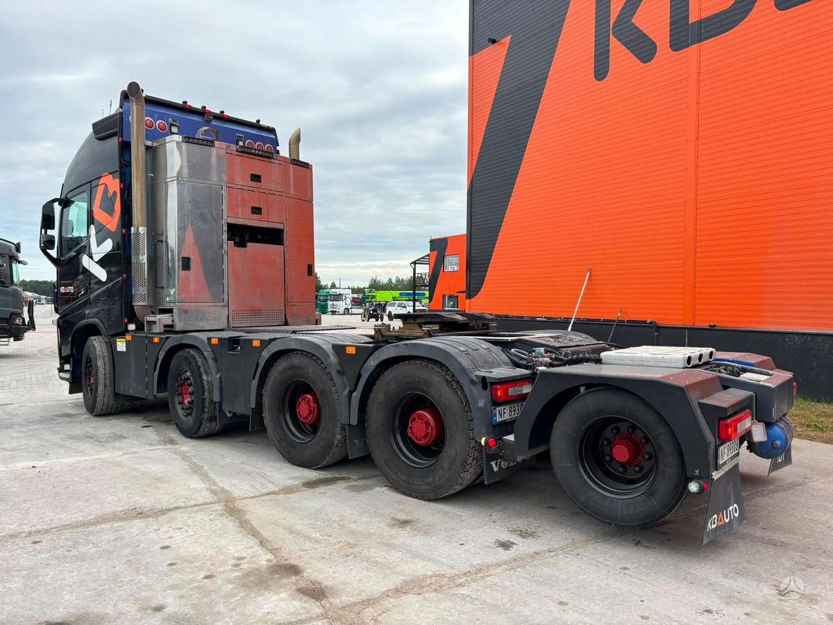 Volvo FH 16 750 10x4, single sleeper