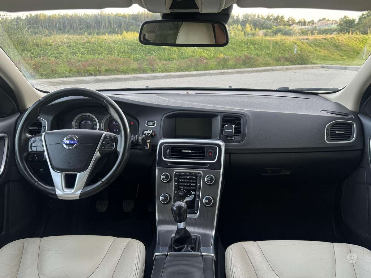 Volvo V60, 2.0 l., Универсал