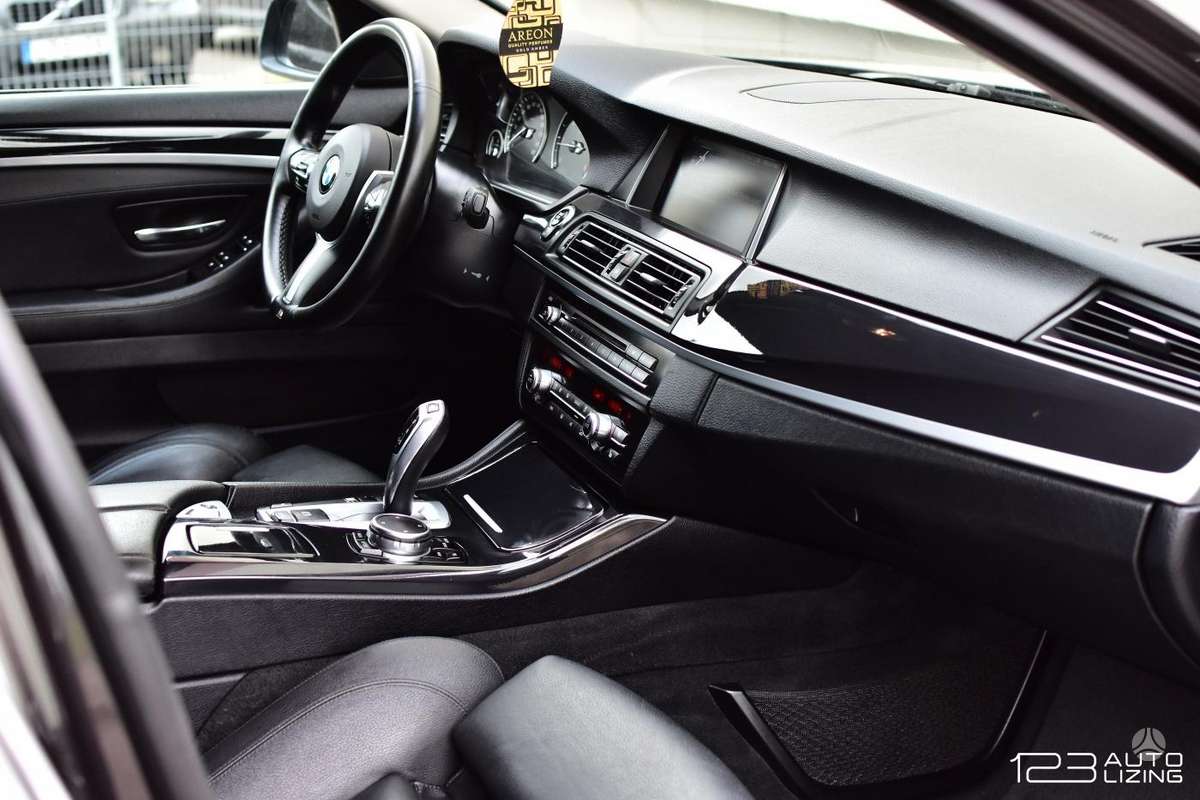 BMW 520, 2.0 l., wagon