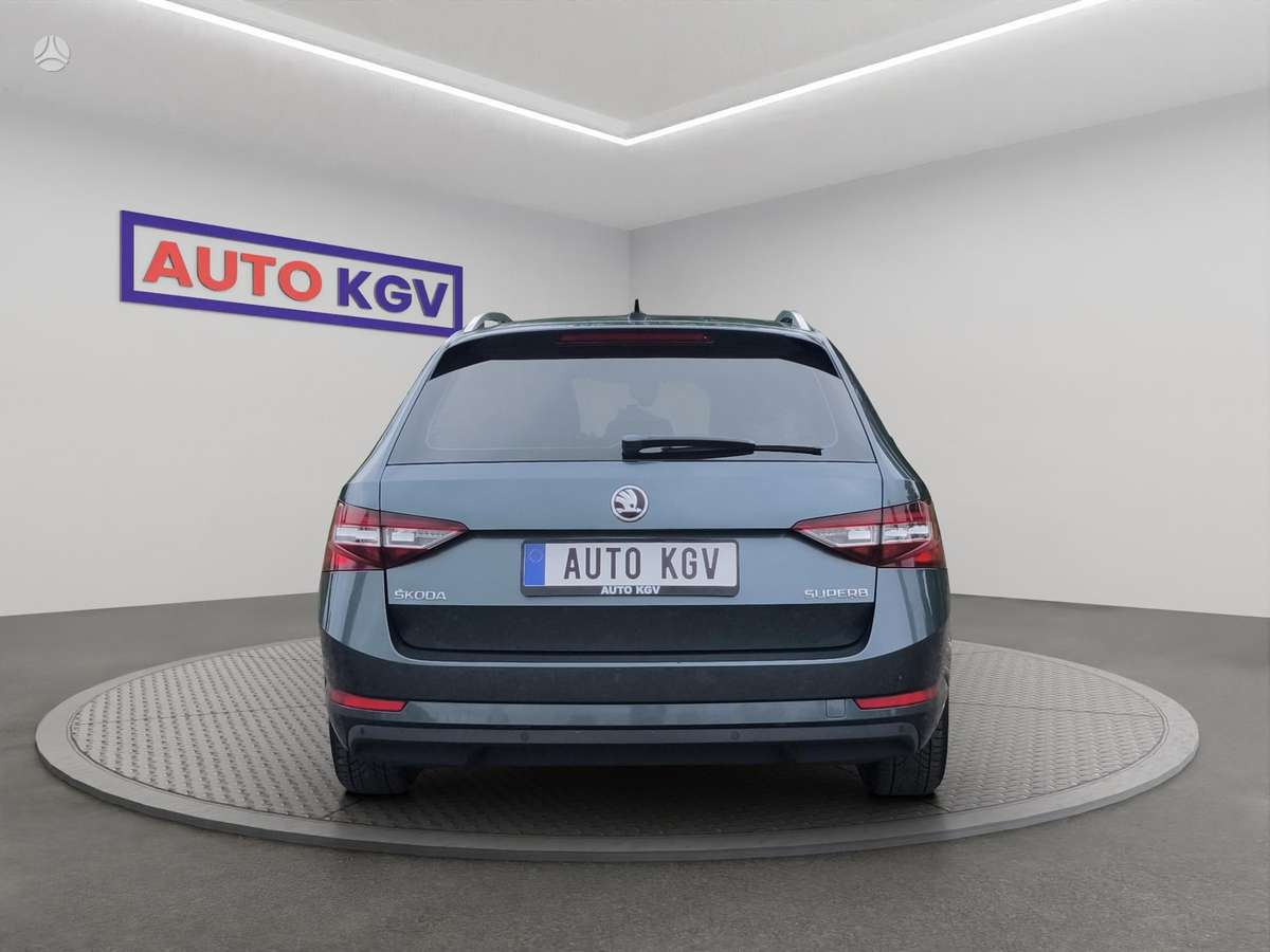 Skoda Superb, 1.6 l., Универсал