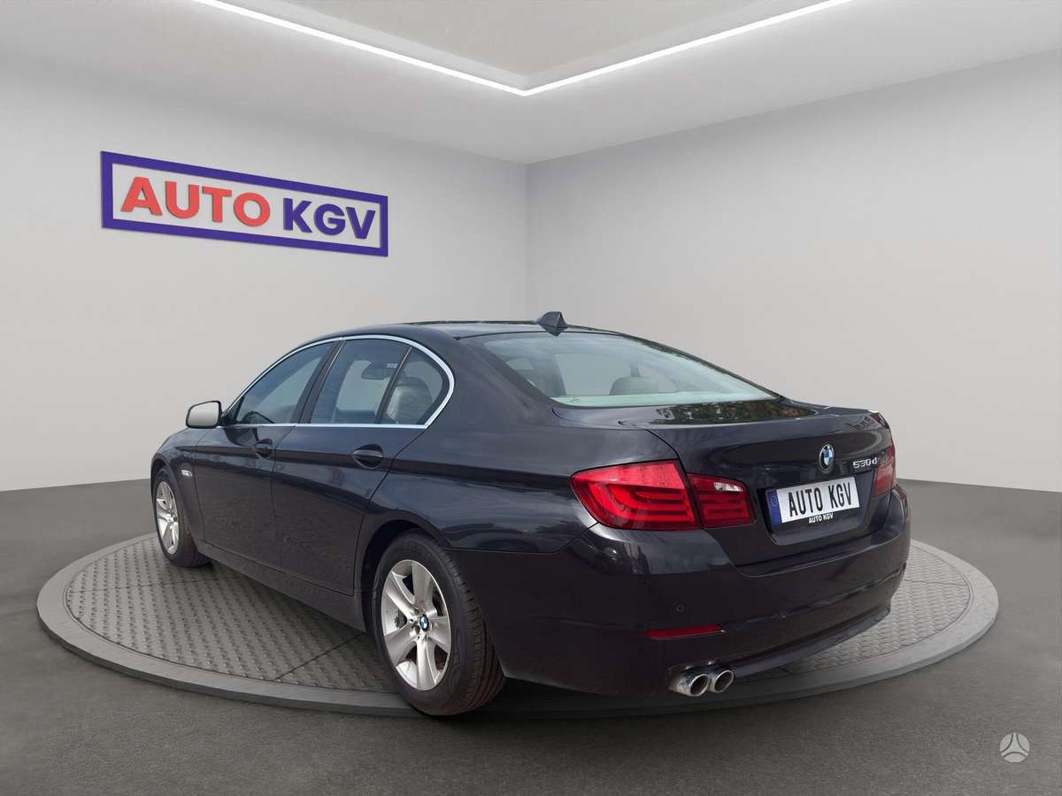 BMW 530, 3.0 l., Седан