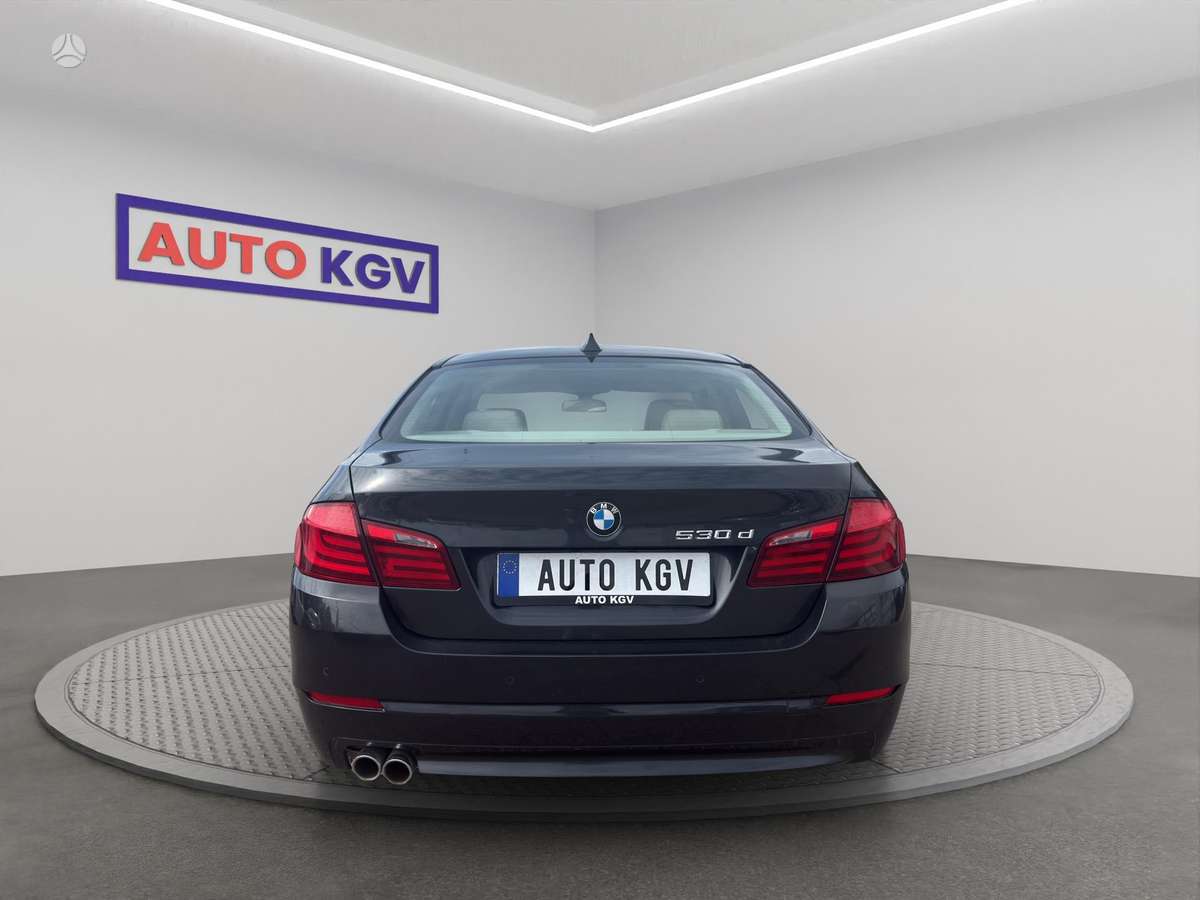 BMW 530, 3.0 l., Седан