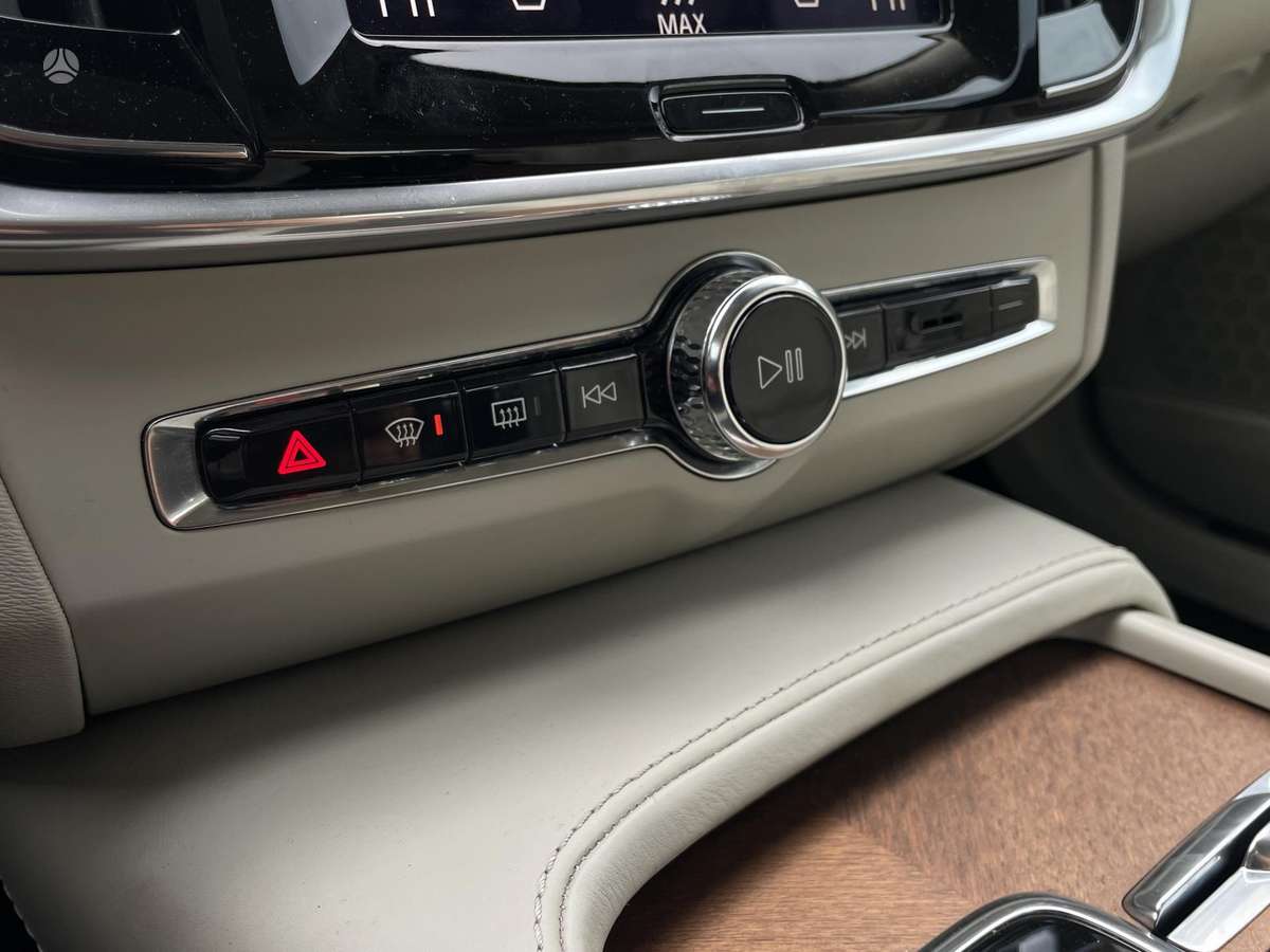 Volvo S90, 2.0 l., Седан
