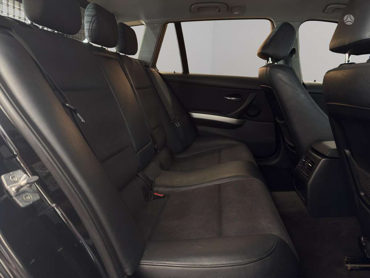 BMW 318, 2.0 l., wagon
