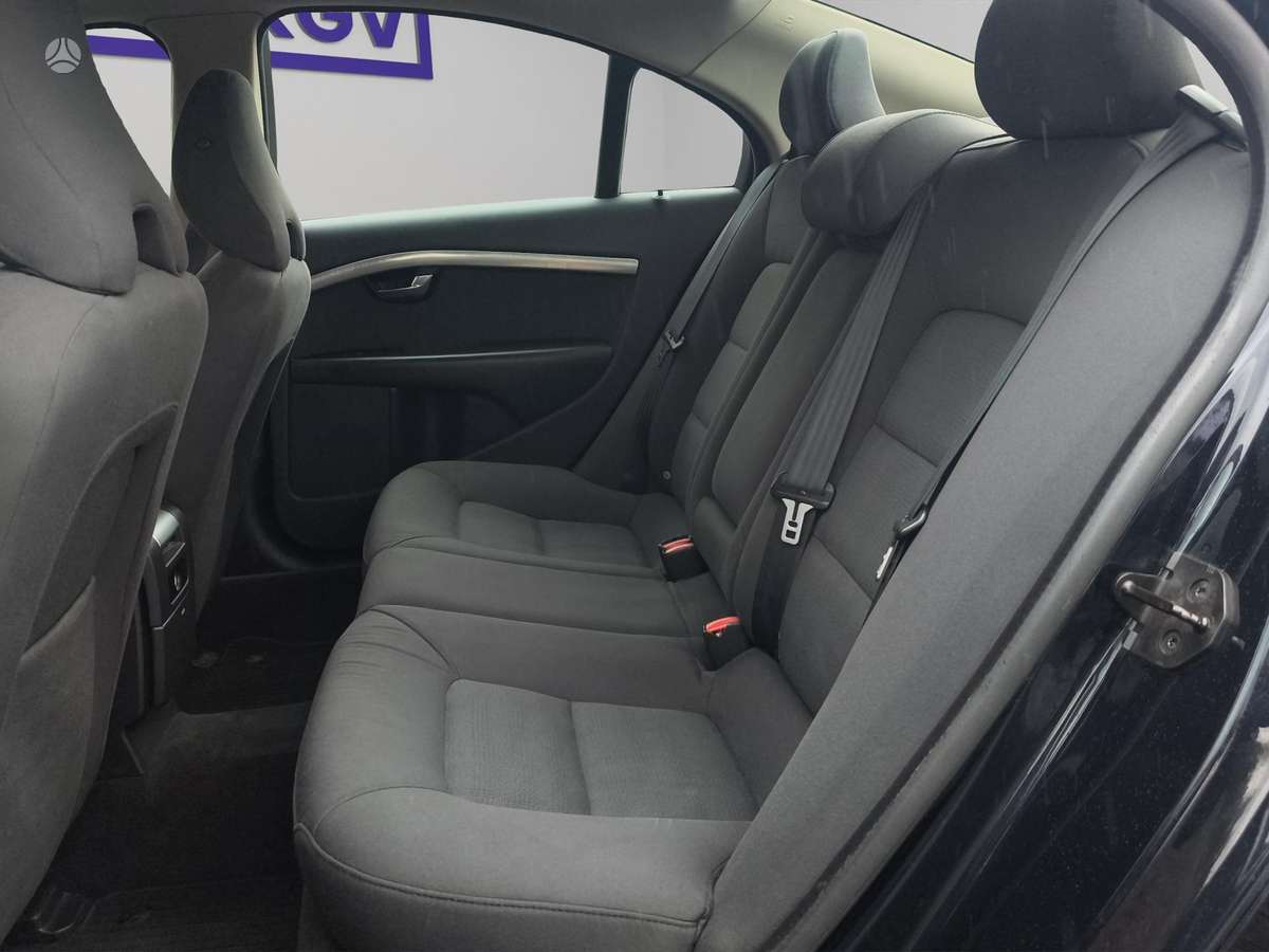Volvo S80, 2.4 l., Седан
