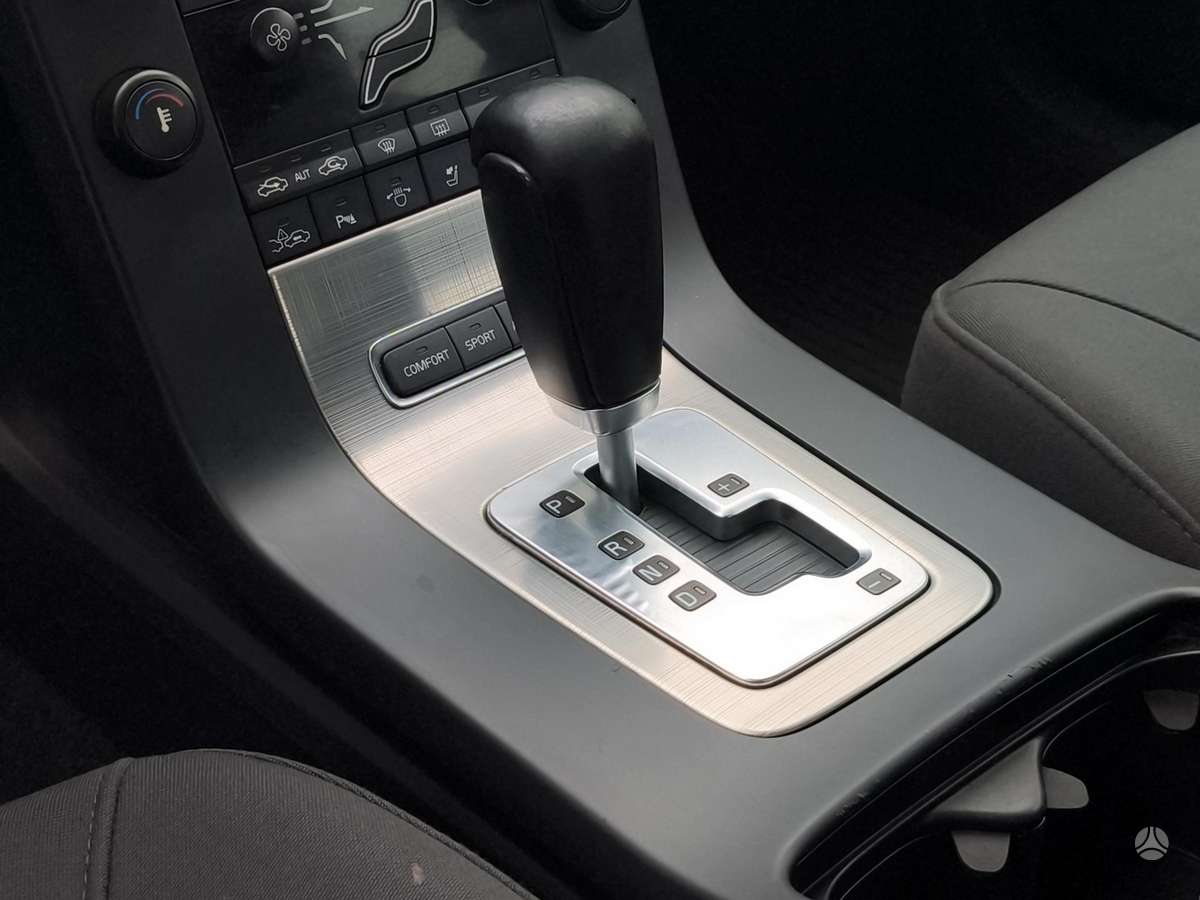 Volvo S80, 2.4 l., Седан