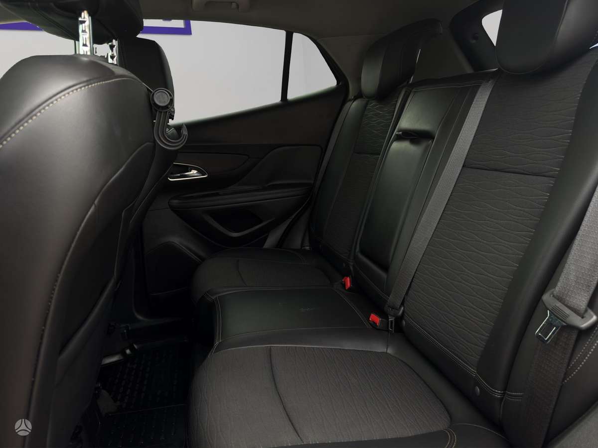 Buick Encore, 1.4 l., off-road / crossover