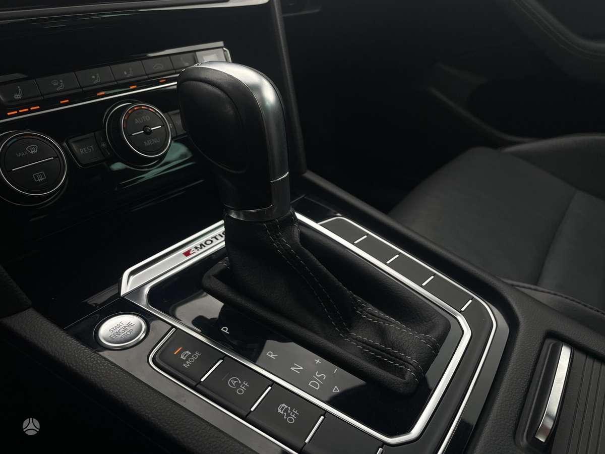 Volkswagen Passat, 2.0 l., Универсал