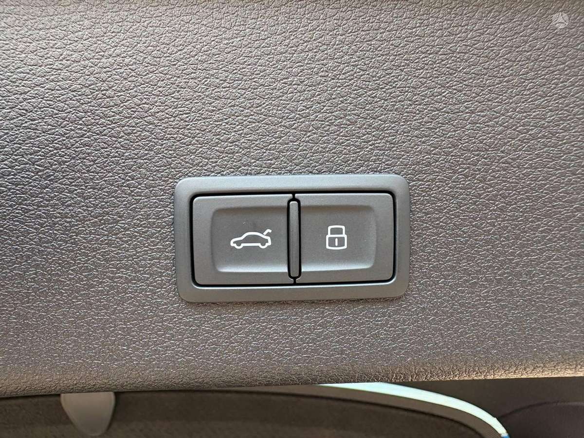Audi e-tron S, visureigis / krosoveris