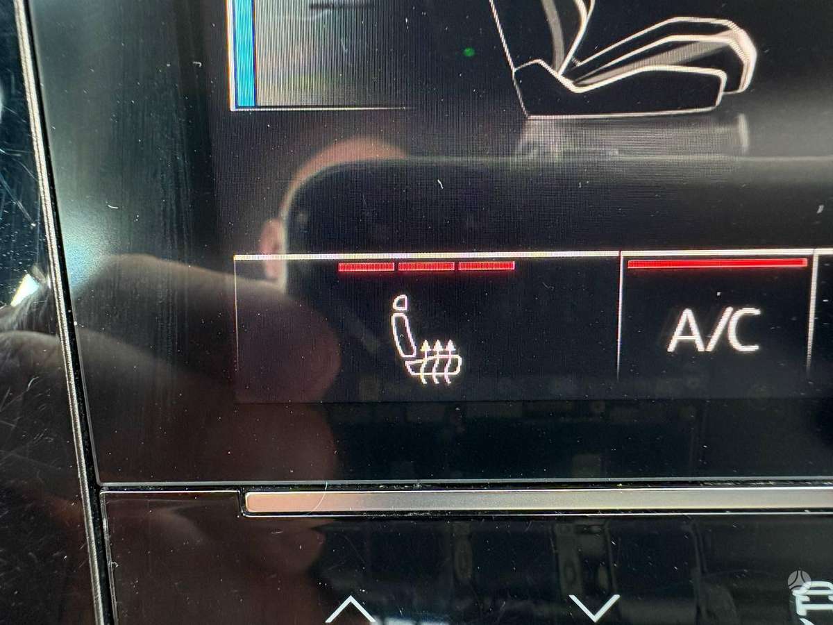 Audi e-tron S, visureigis / krosoveris