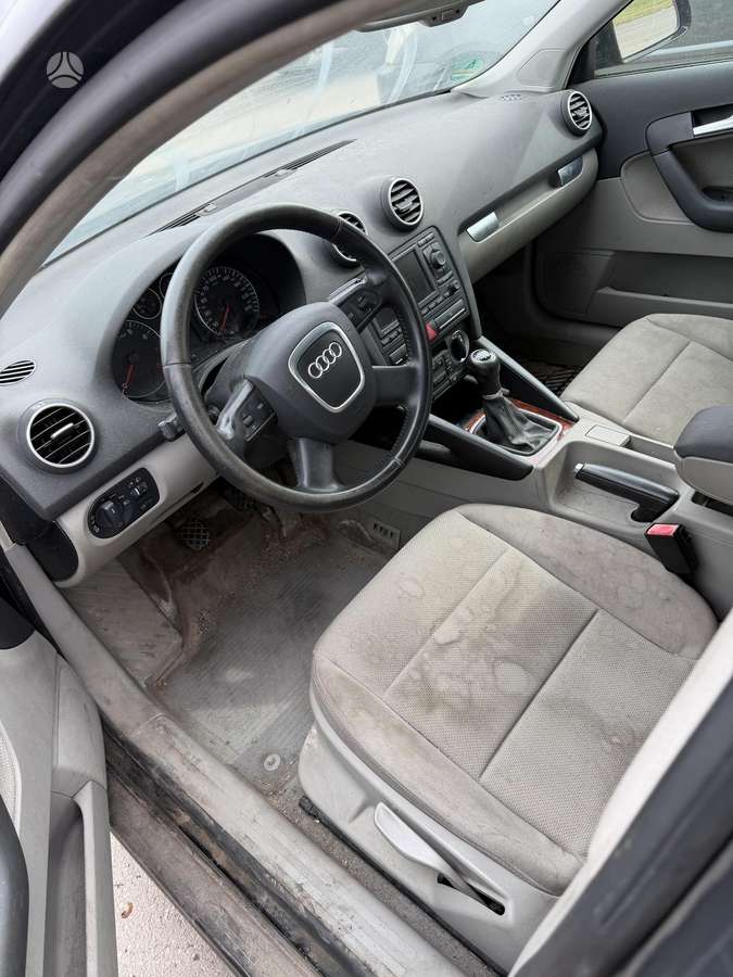 Audi A3, 1.8 l., Хэтчбек
