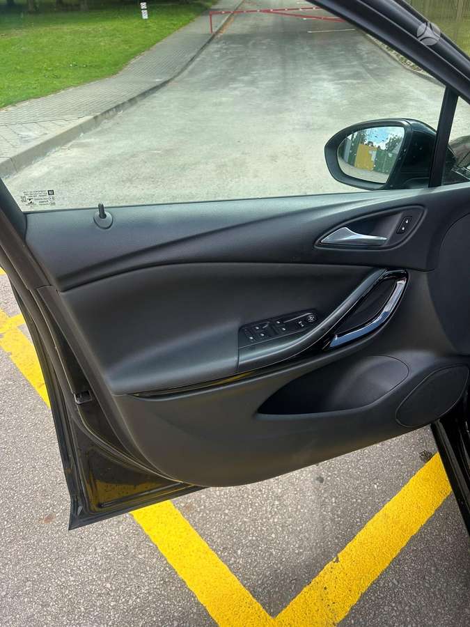 Opel Astra, 1.2 l., Универсал