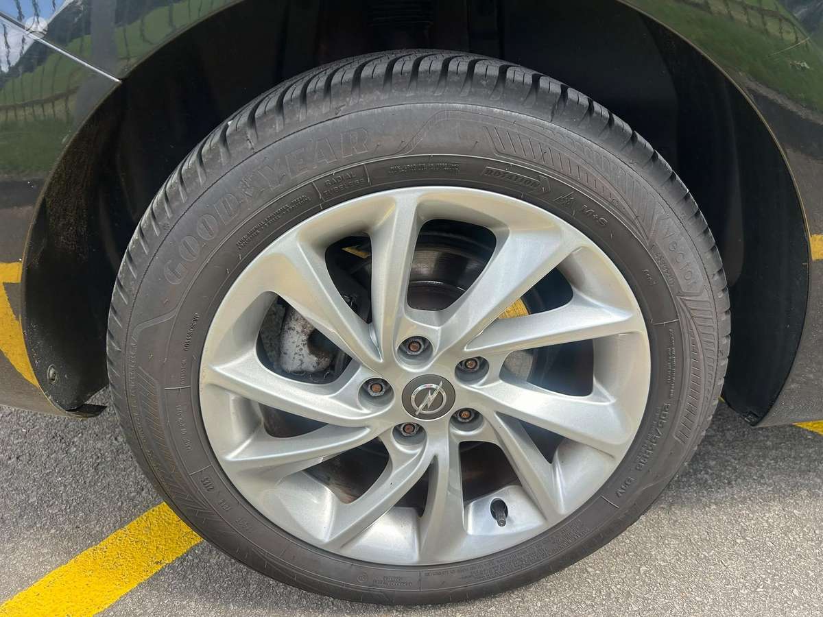 Opel Astra, 1.2 l., Универсал