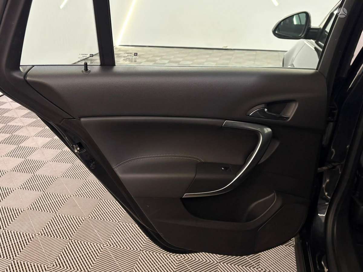Opel Insignia, 1.6 l., Универсал