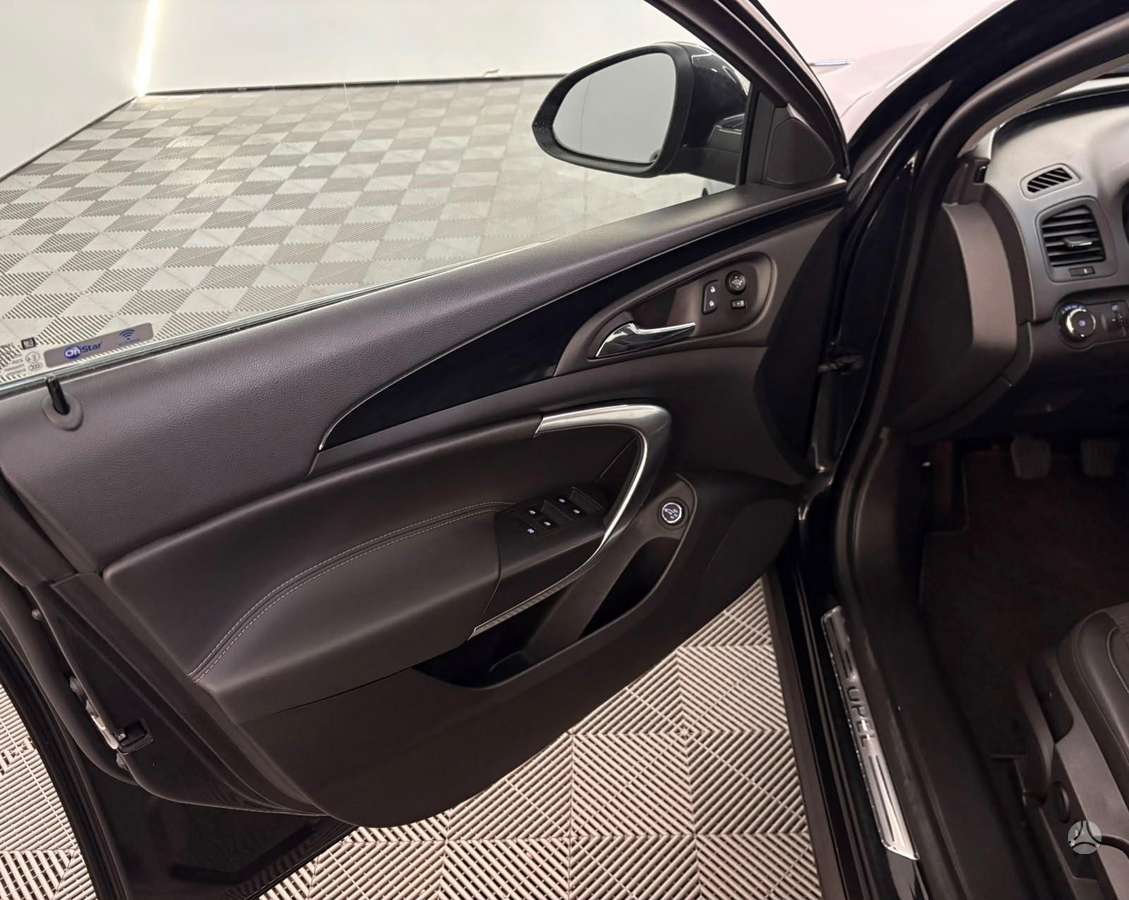 Opel Insignia, 1.6 l., Универсал