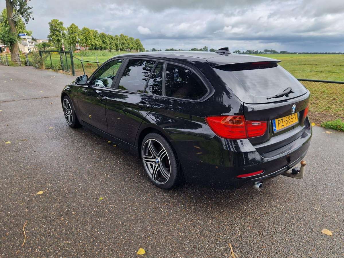 BMW 320, 2.0 l., Универсал