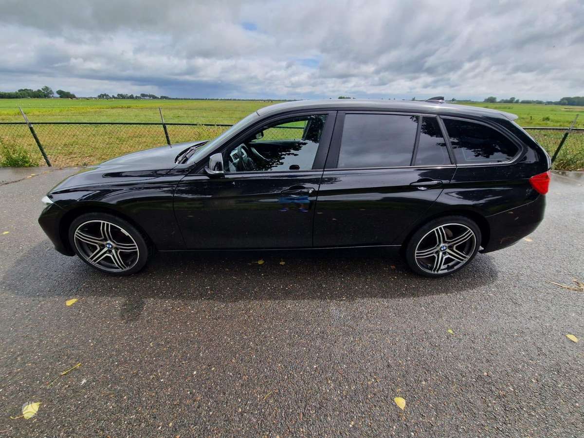 BMW 320, 2.0 l., Универсал