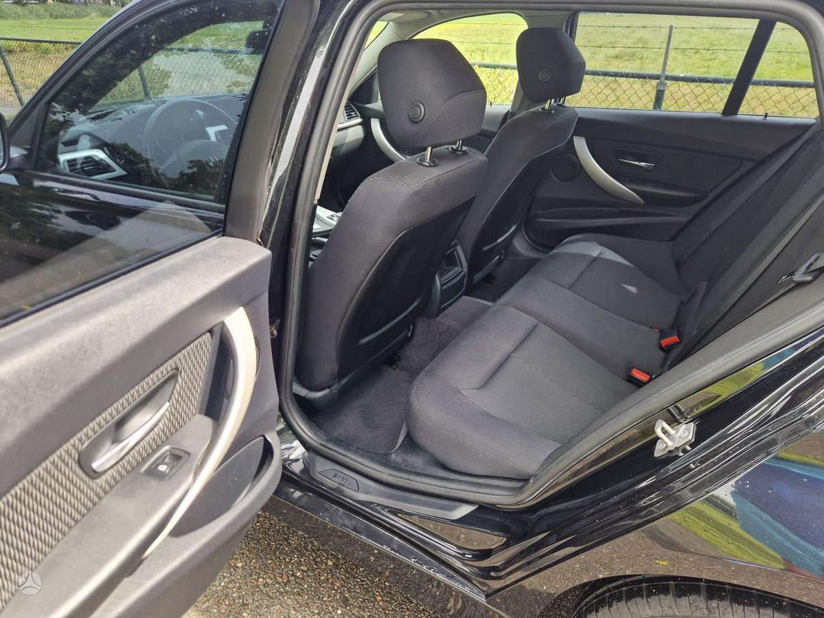 BMW 320, 2.0 l., wagon