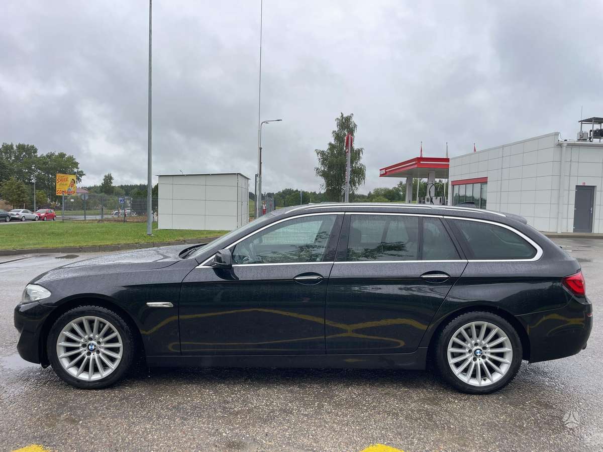 BMW 523, 3.0 l., Универсал
