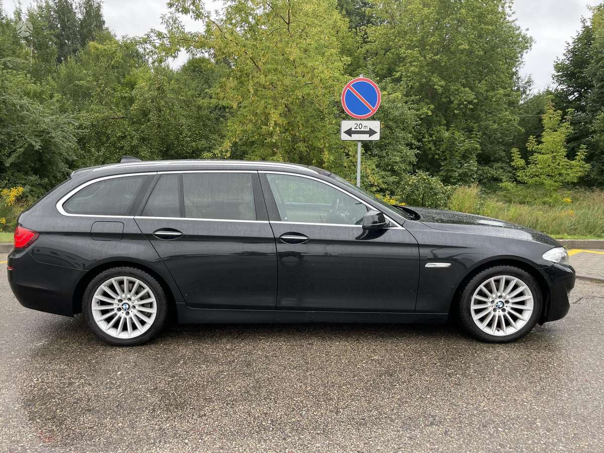 BMW 523, 3.0 l., Универсал